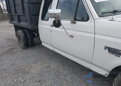 1995 Ford F350 from USA, damaged, VIN 1FTJX35F2SKC06412